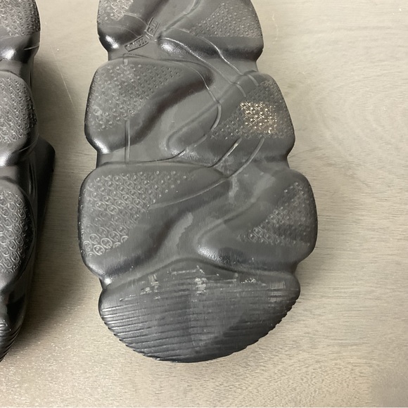 Pre-Owned CHAMPION Men's Black Super Squish Meloso Warped Pool Slides, Size 9 - Picture 7 of 10